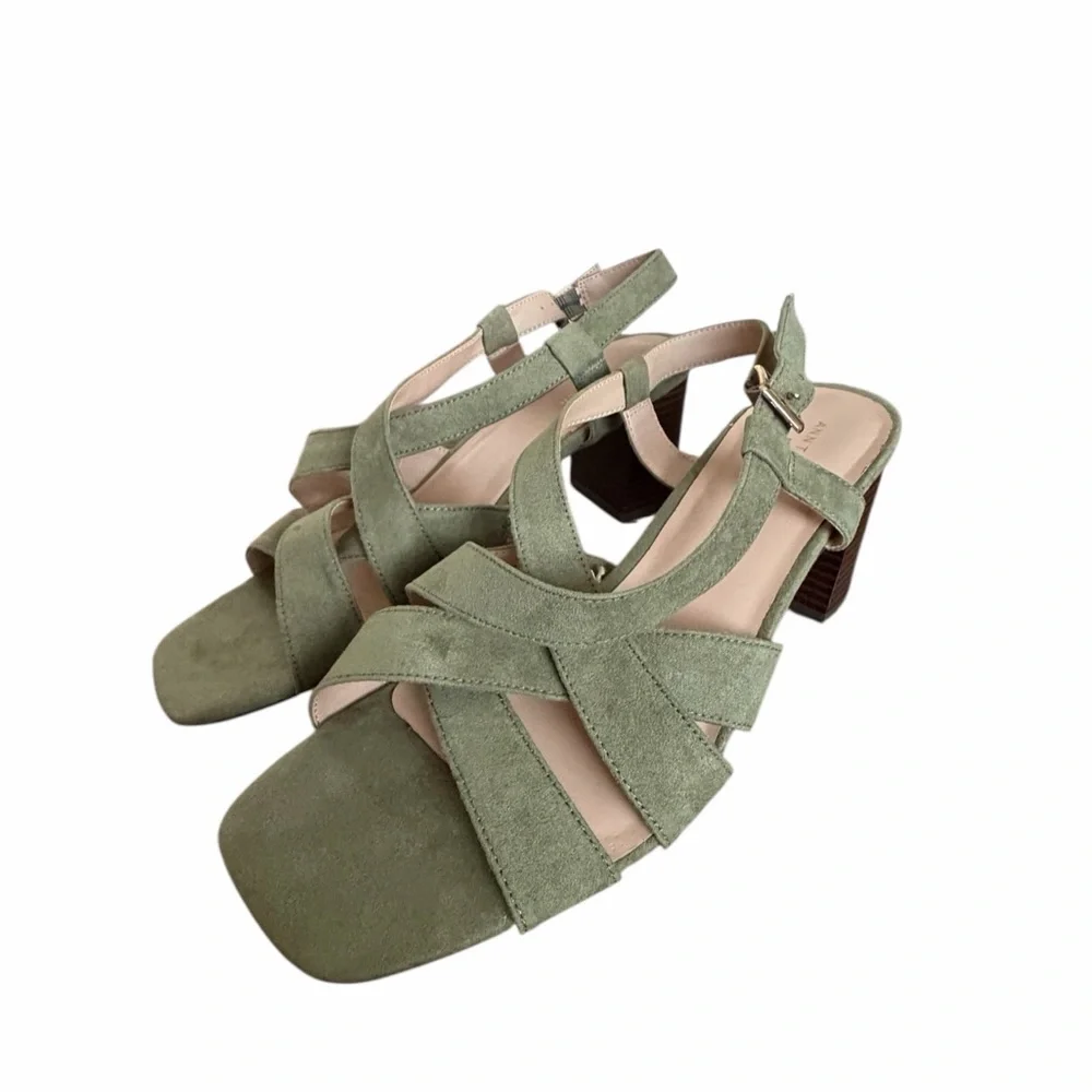 Ann‎ Taylor Green Block Heel Sandals